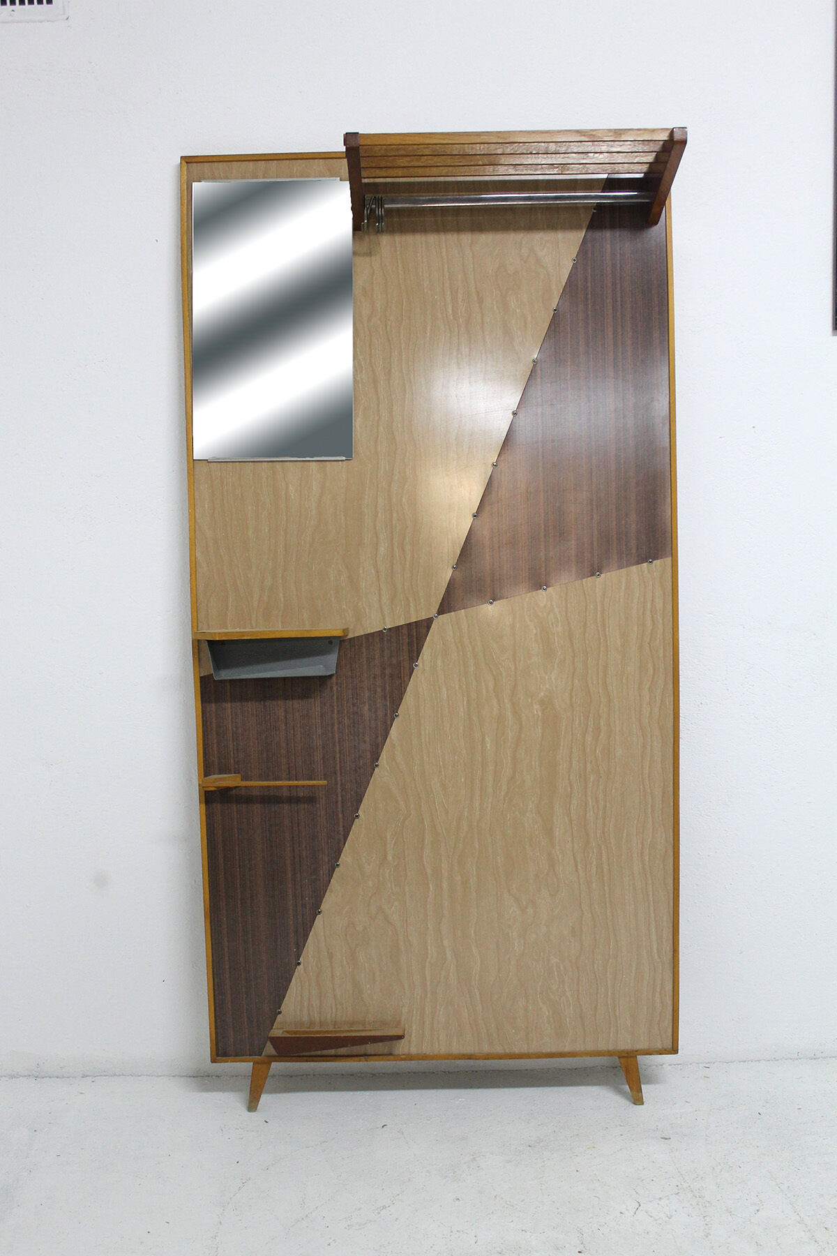 Vestiaire d'entrée par Drevokov, Tchécoslovaquie, 1960