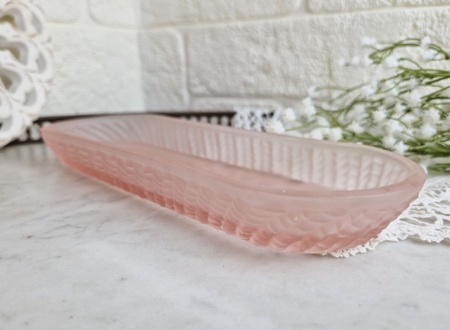 Vintage Pink Frosted Glass Bathroom Set Romantic Heart Decor