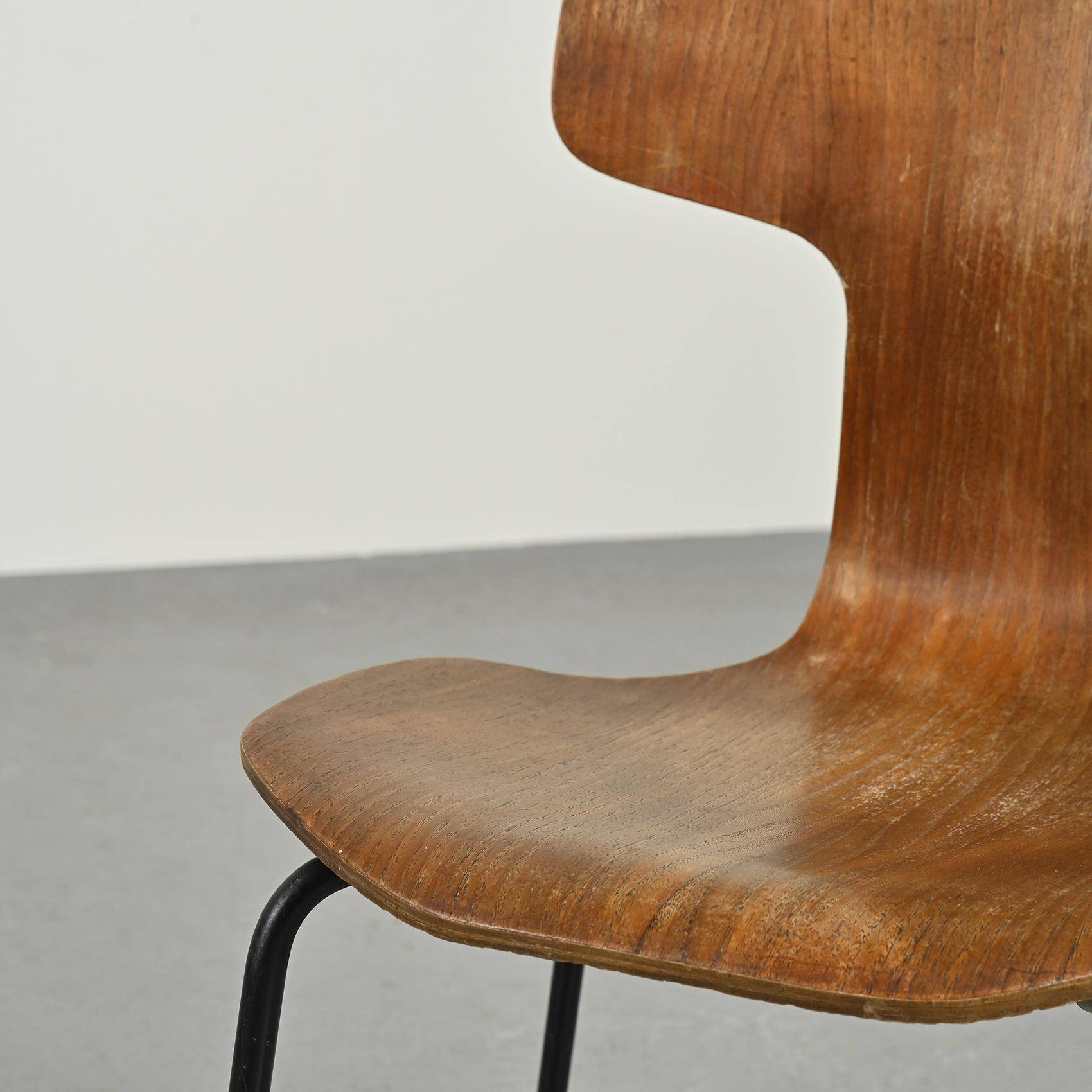 Teak office chair 3103 by Arne Jacobsen, circa 1970