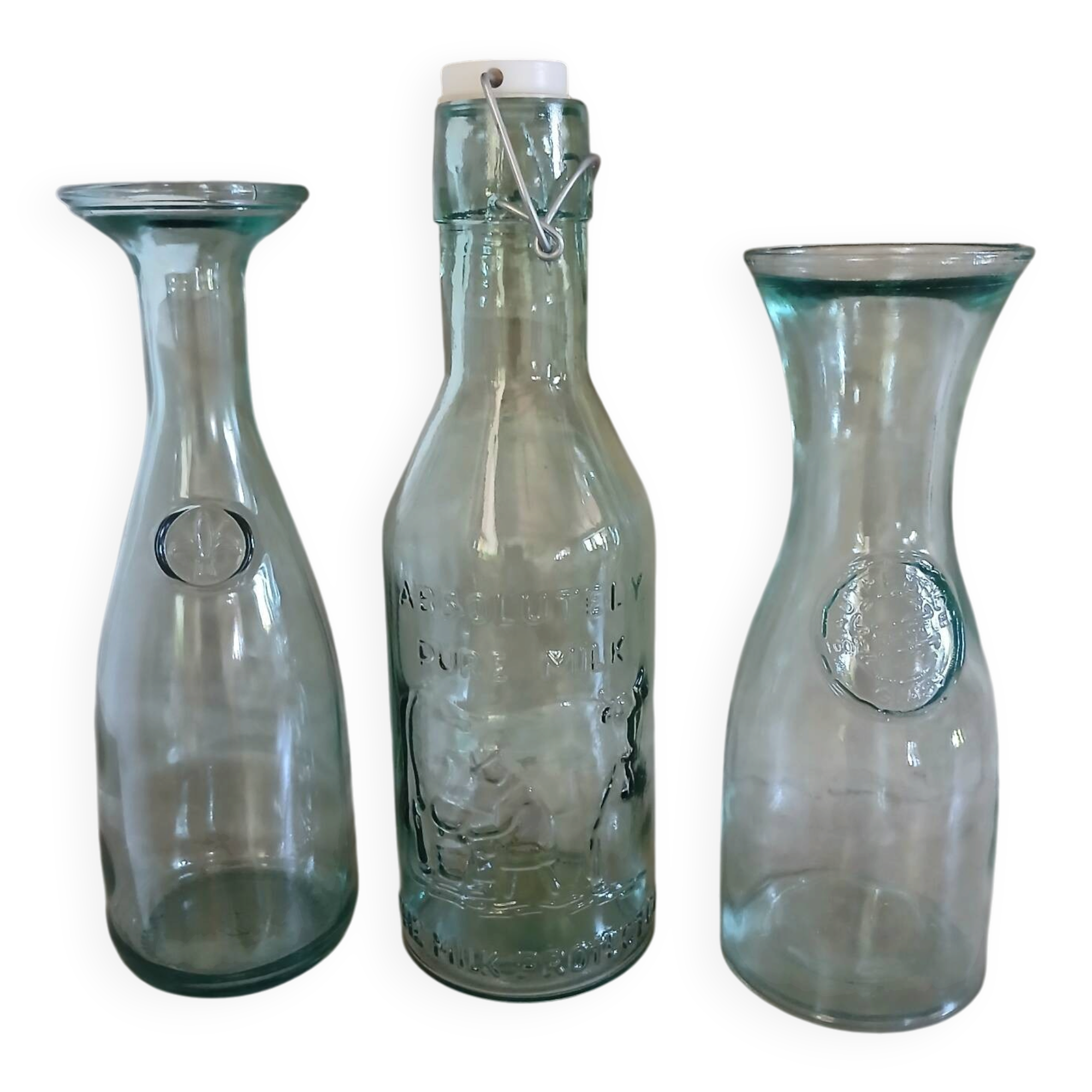 3 carafes en verre