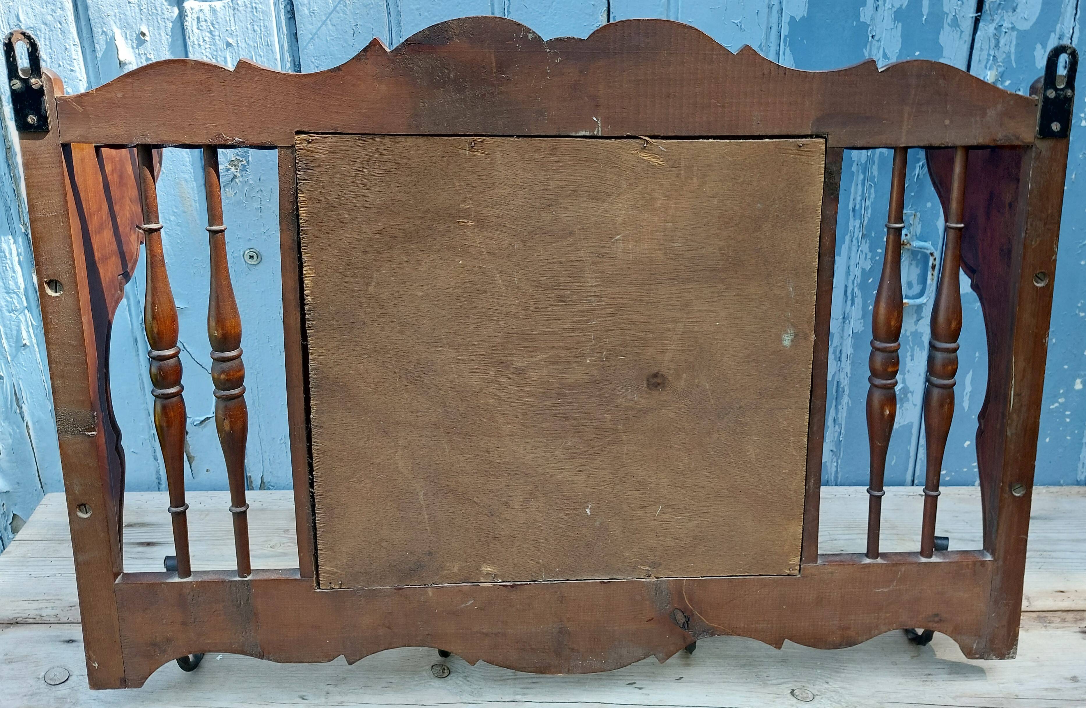 Coat rack with mirror