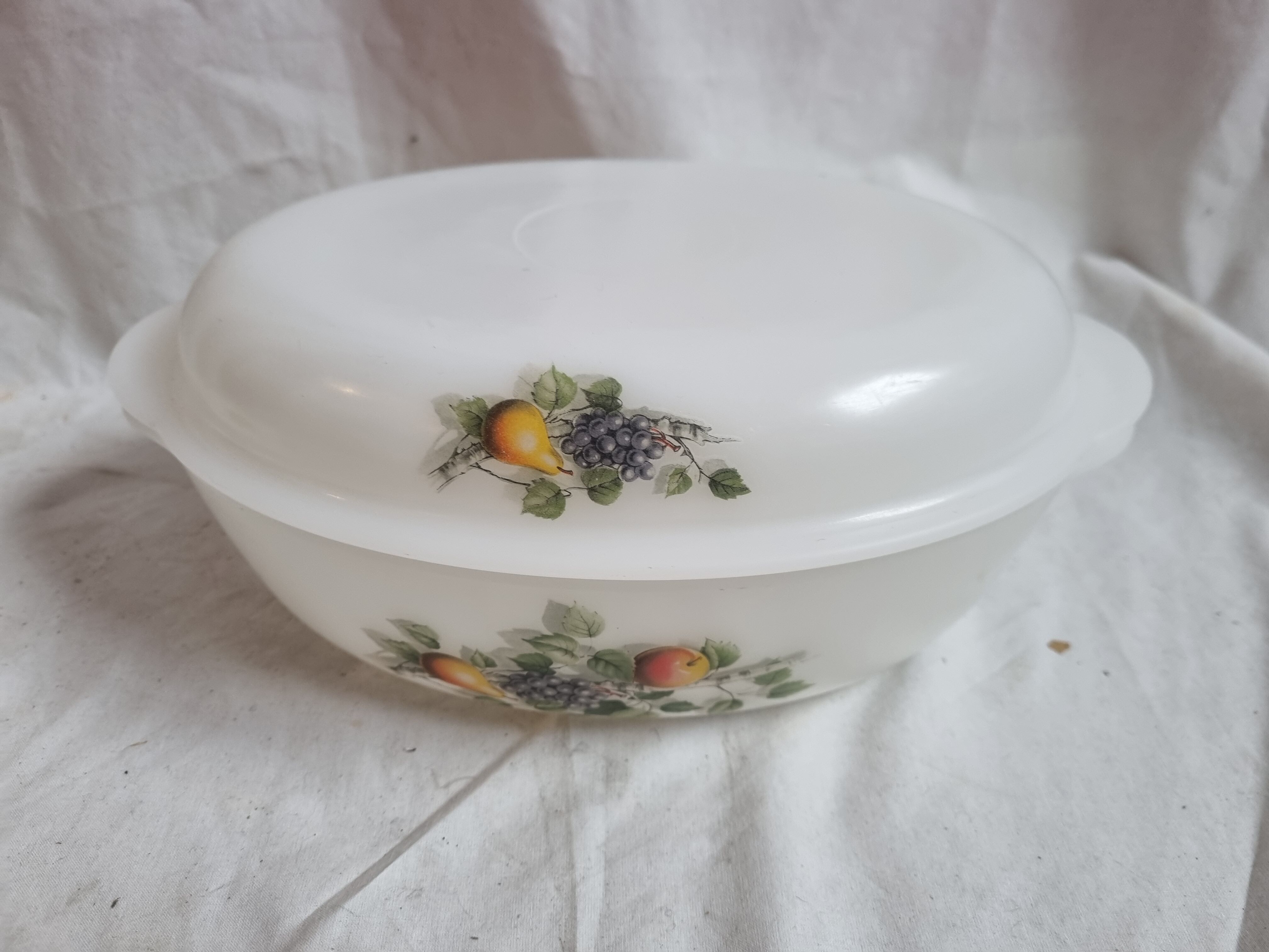 Arcopal oven dish 1970