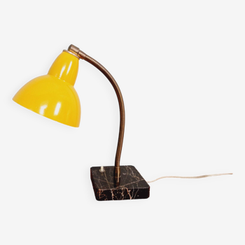 Casserole lamp in yellow lacquered metal and black marble, 1950s