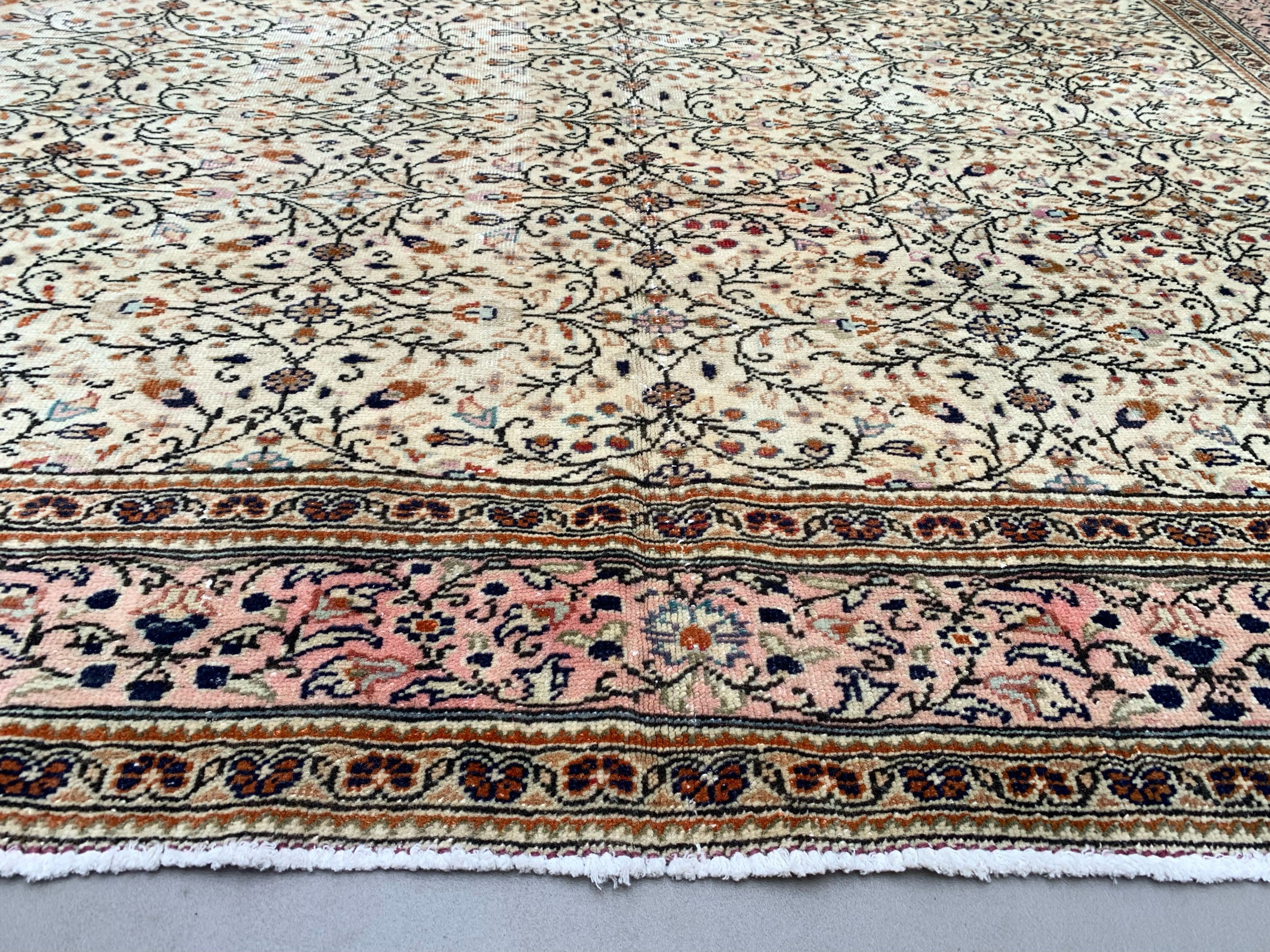 Vintage Turkish Rug 200x290 cm