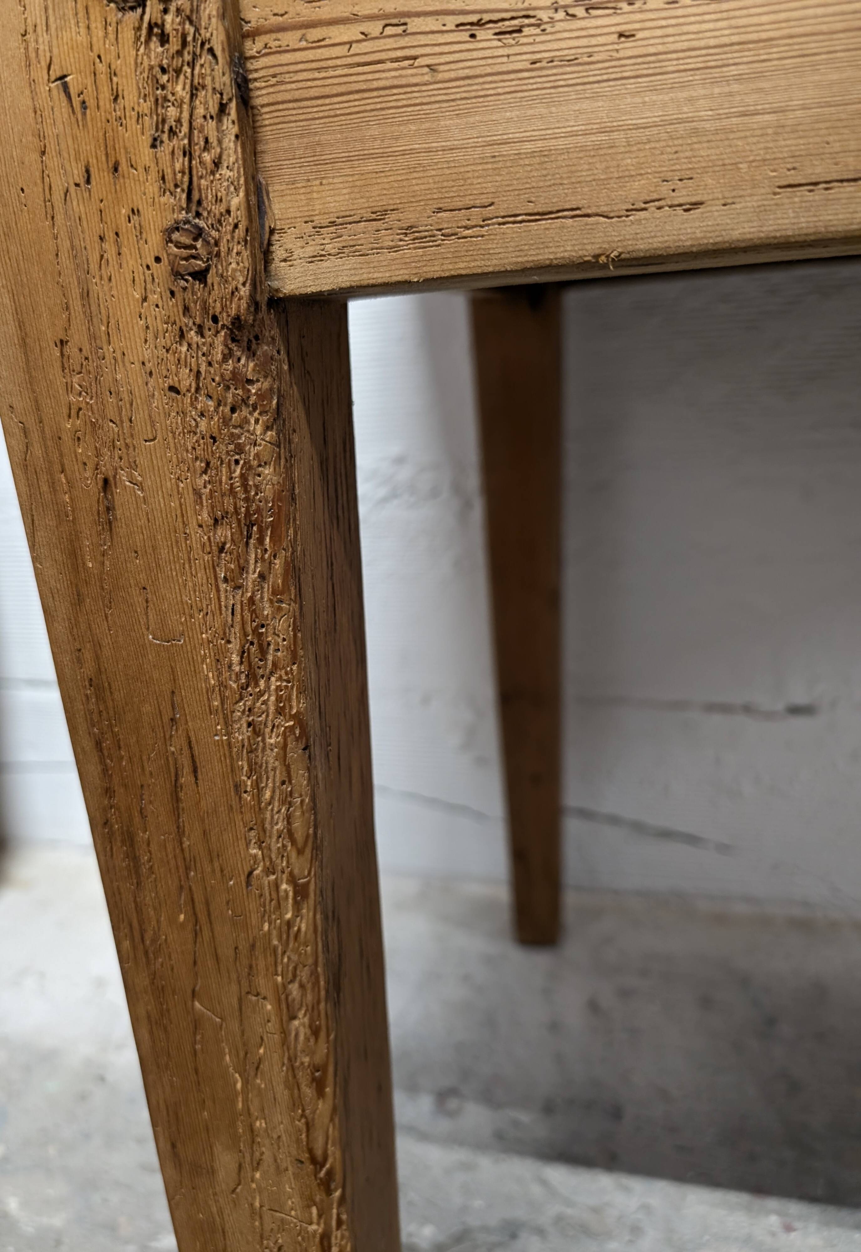 Farmhouse table