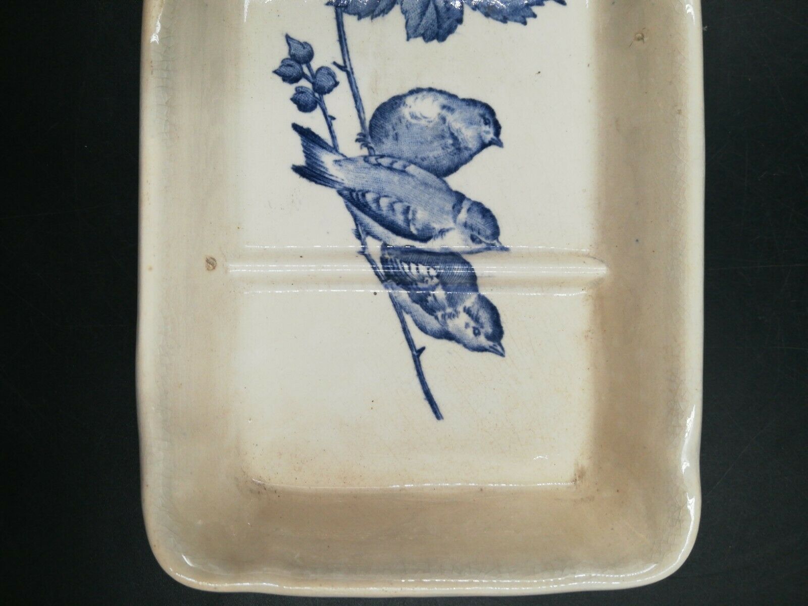 Ramequin model hawk Boch Brothers Keramis. 21 x 10 cm