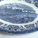 Plat ovale en porcelaine anglaise