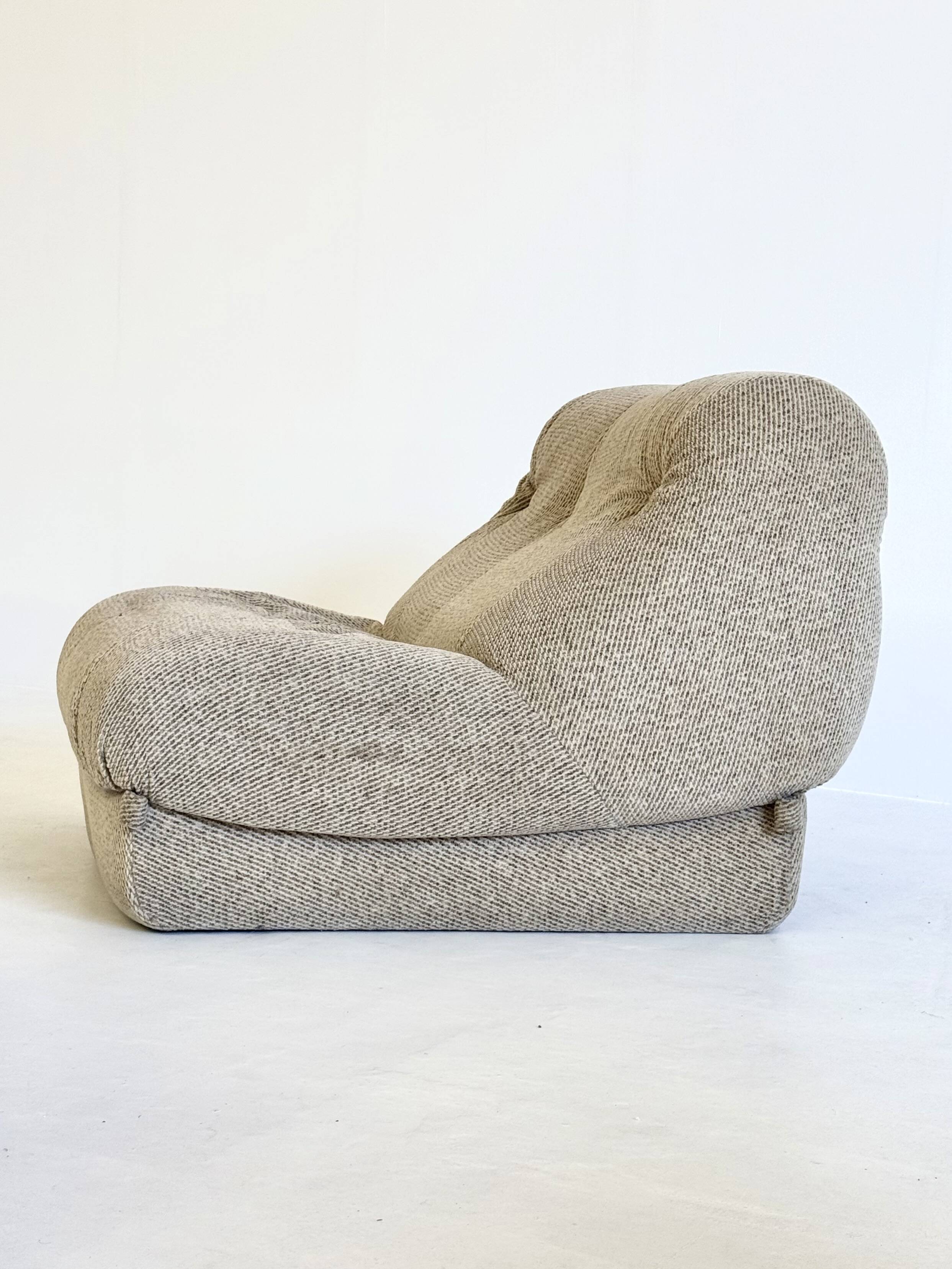 Canapé modulable Nuvolone avec table basse par Rino Maturi pour Mimo Pado