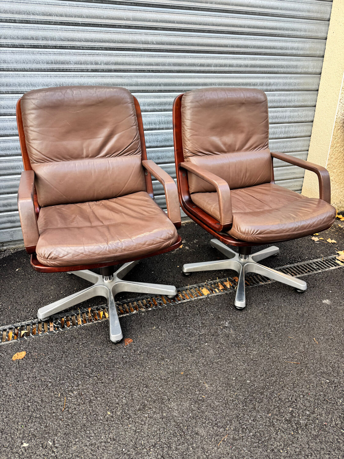 vintage leather and wood office/conference chair – st