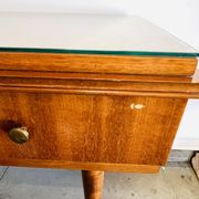 Console en teck années 50 par Gaston Poisson – 3 tiroirs, miroir