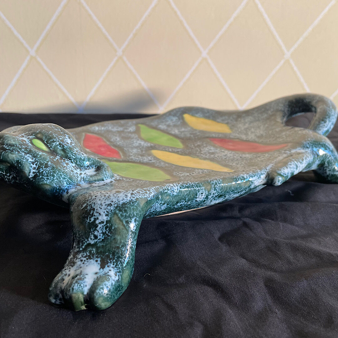 Empty vintage pocket Vallauris