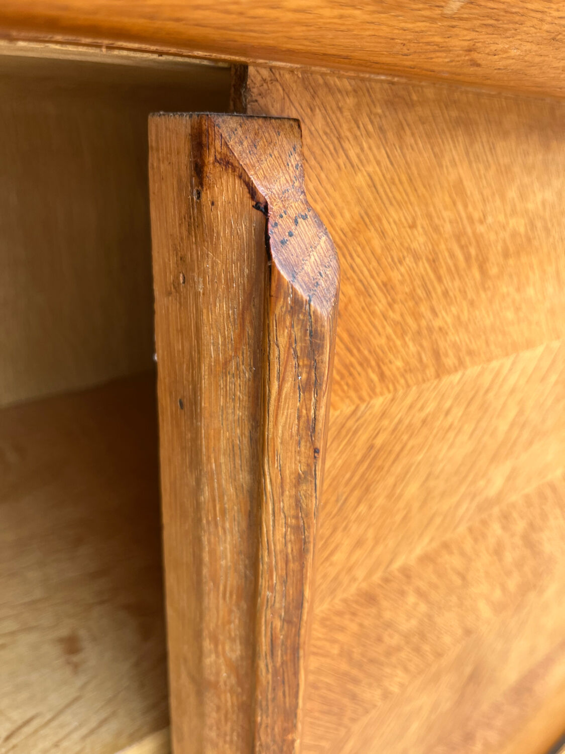 Guillerme and Chambron oak sideboard, 1950