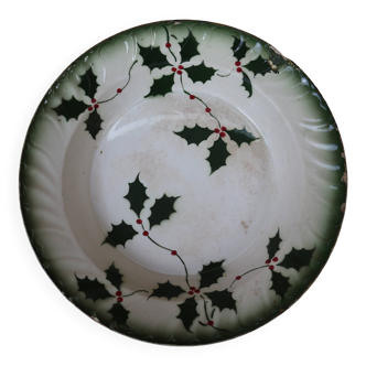 Old hollow dish Terre de Fer "Houx" Badonviller