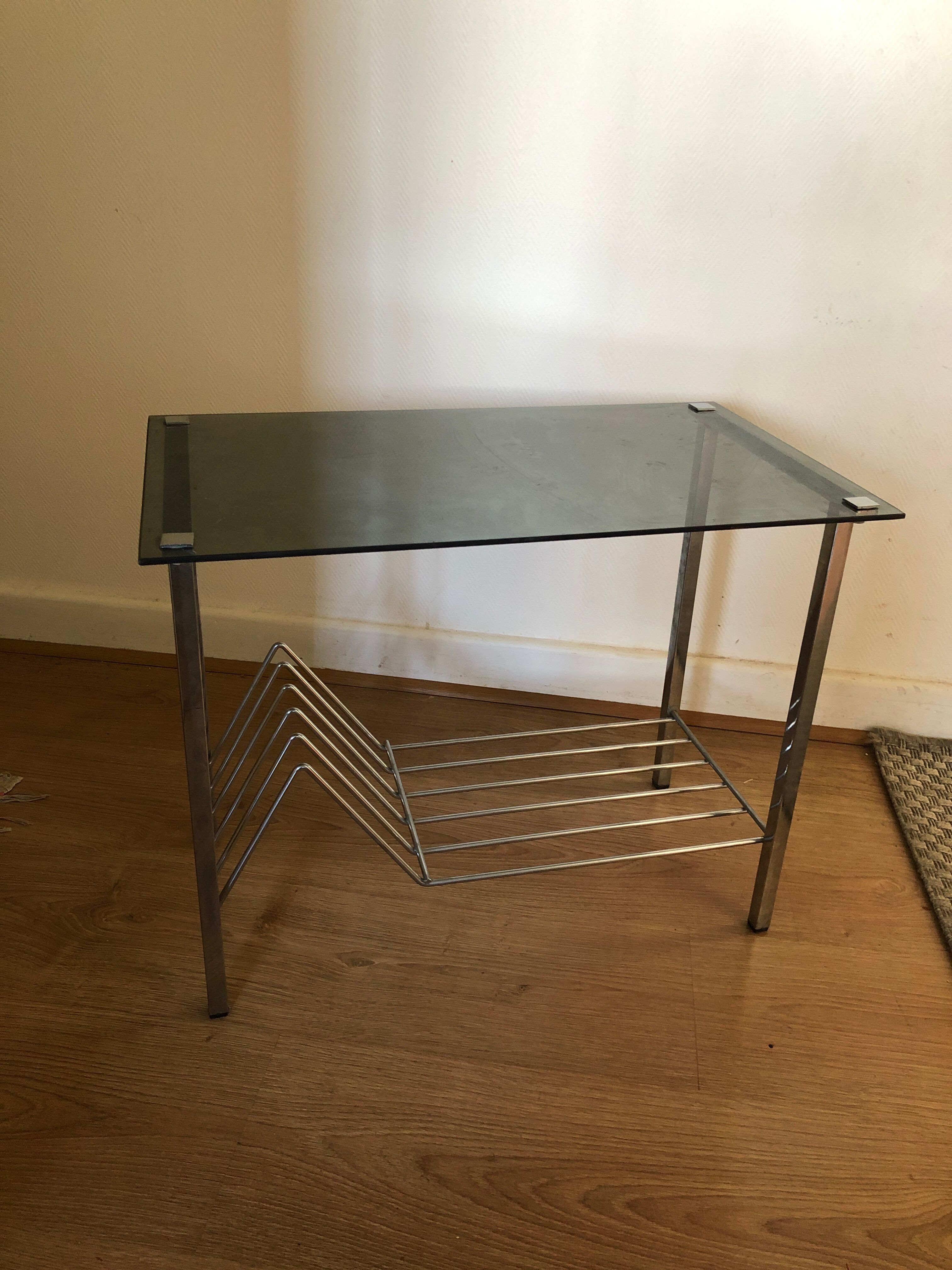 Side Table carries vintage magazines 70s