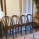 Quatre chaises bistrot