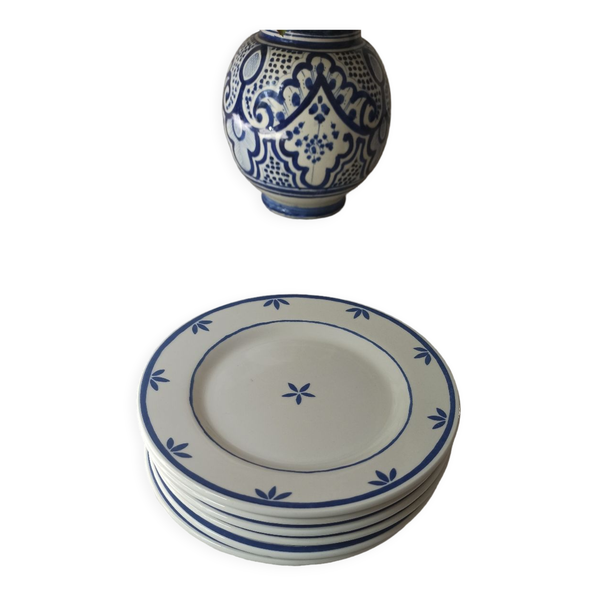 Set of 6 vintage dessert plates