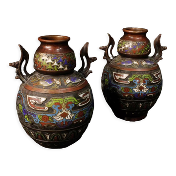 Pair of oriental metal vases from XXth century