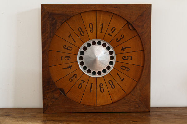 Ancien jeu de la boule, acajou