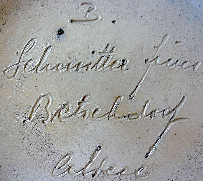 Alsace salt-salt circular ashtray with stylized vegetal decoration