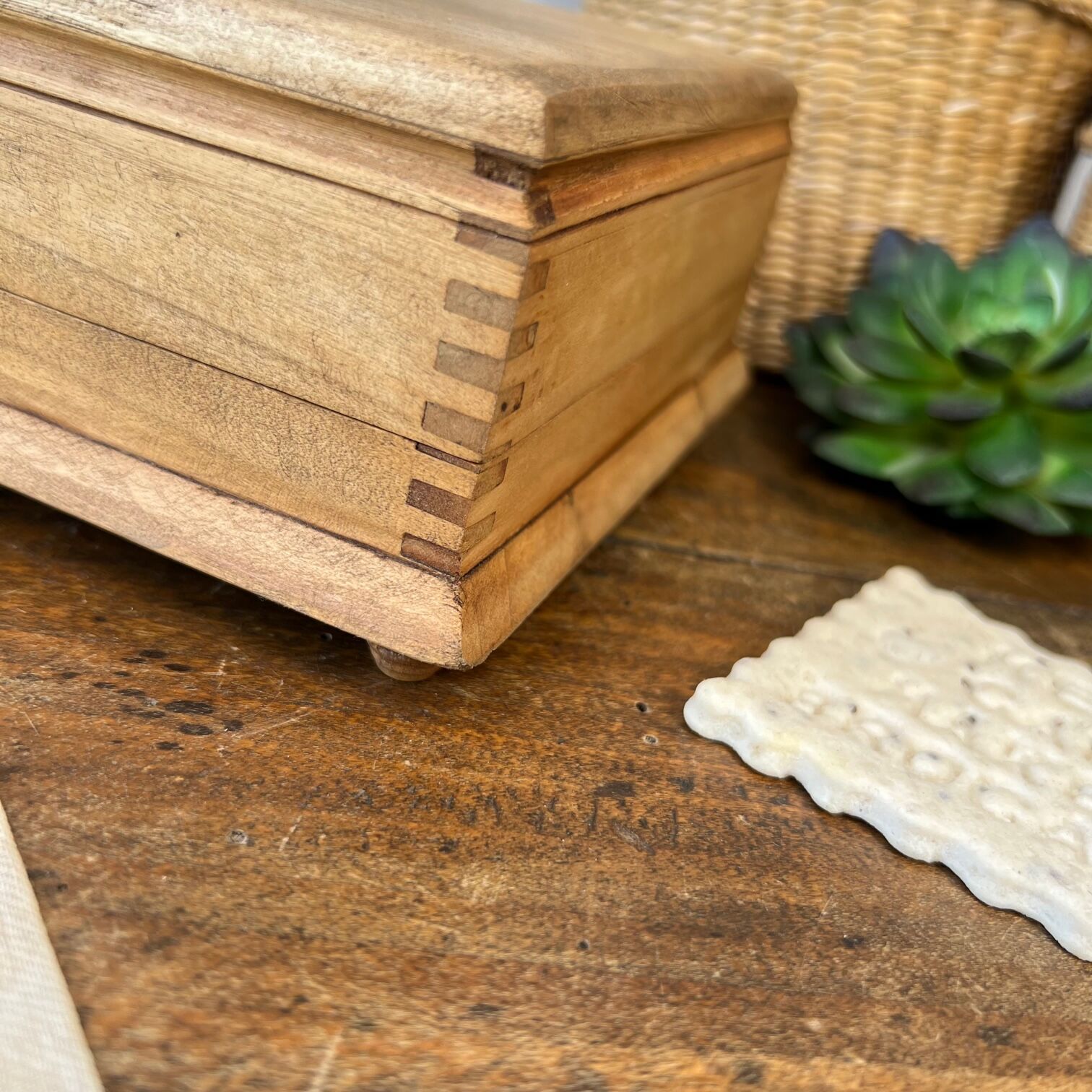 Art deco cigarette dispenser box