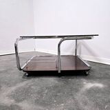 Table basse bauhaus en noyer des années 1970