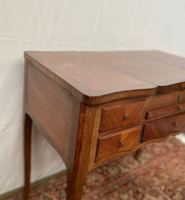 Louis XV dressing table in marquetry 20th