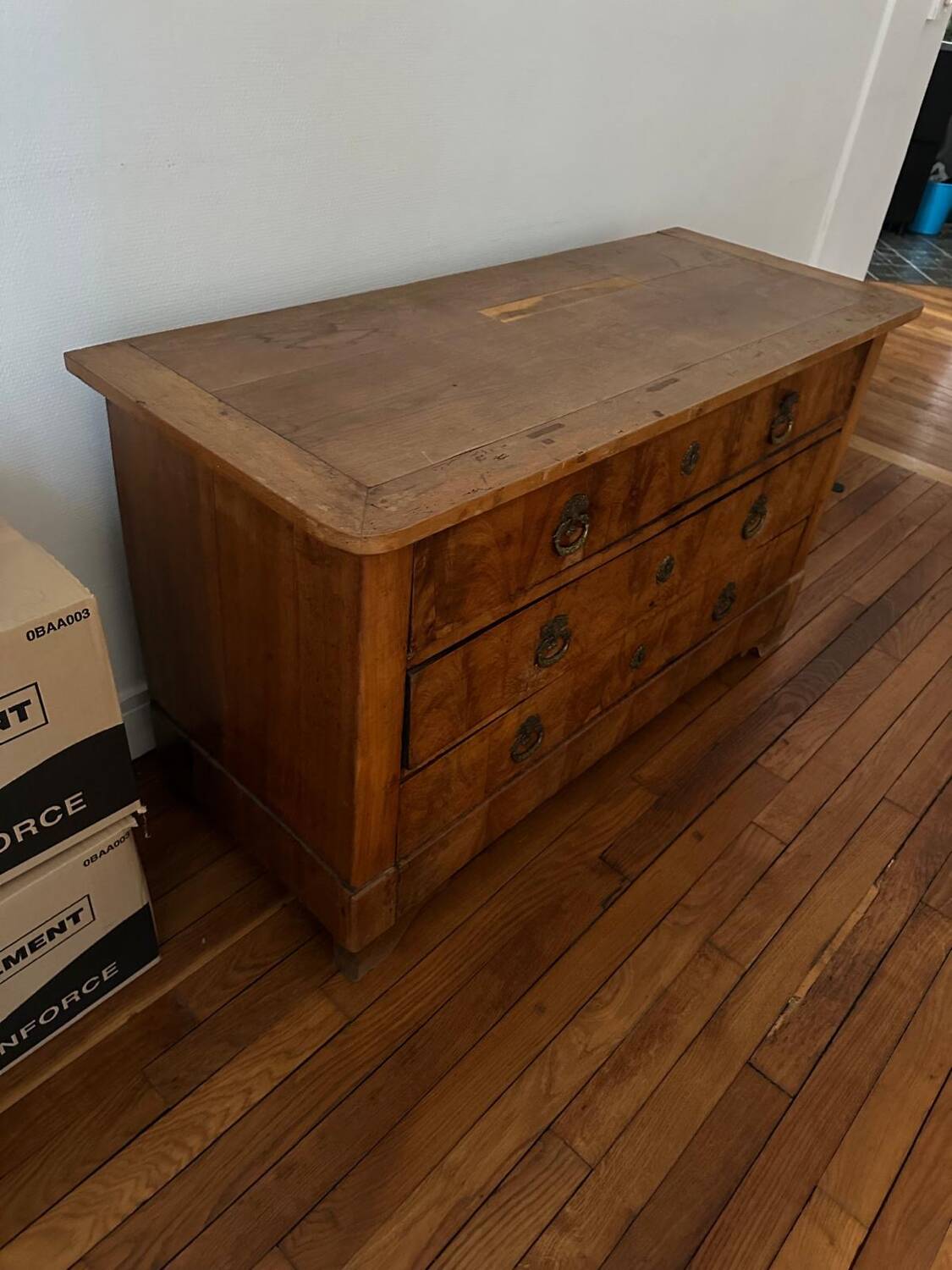 Commode restauration en noyer