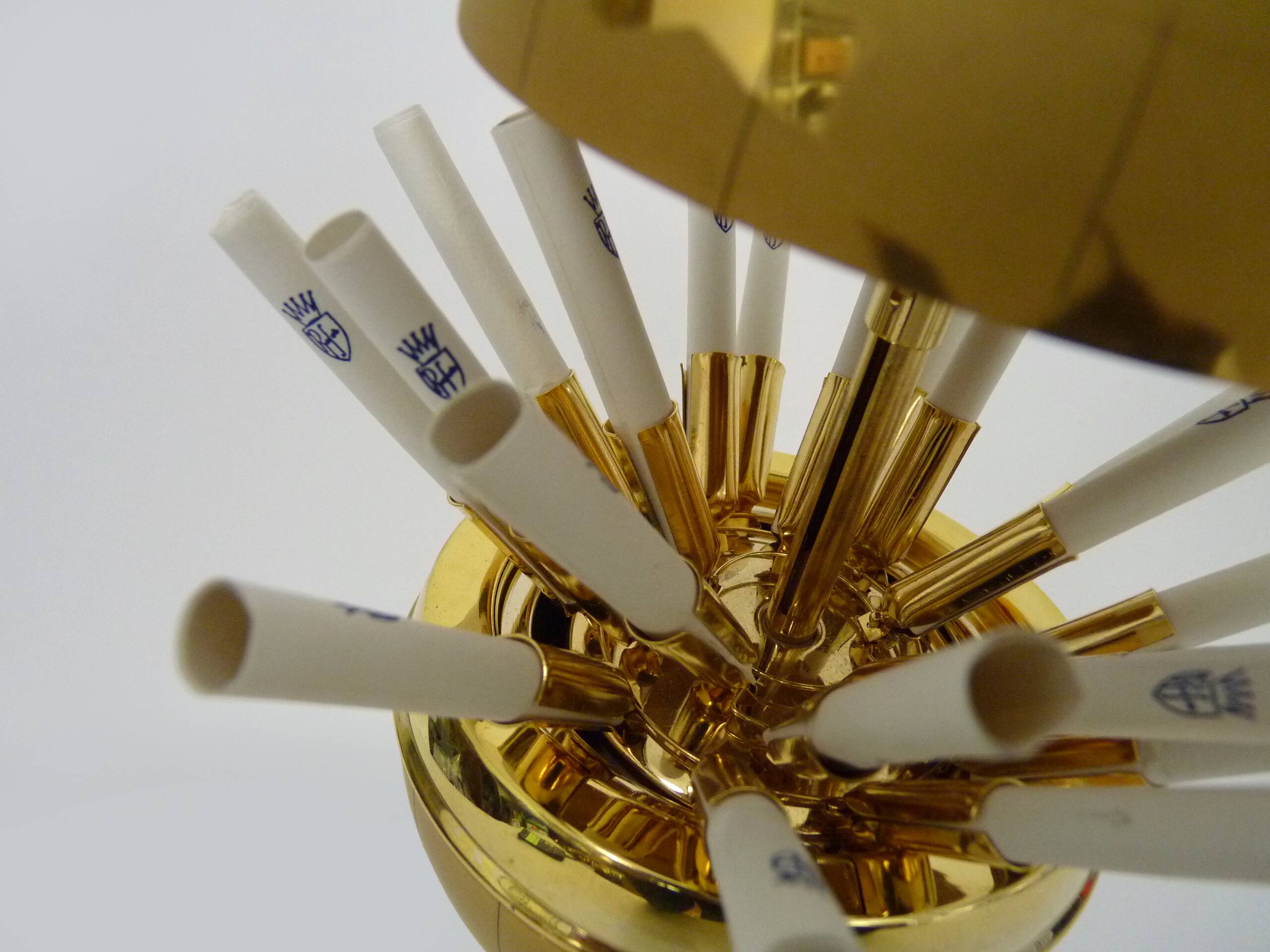 Cigarette holder, musical world map ashtray, vintage 60s