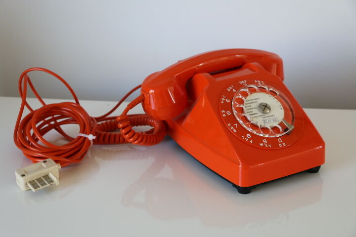 Telephone Socotel S63 orange 1981