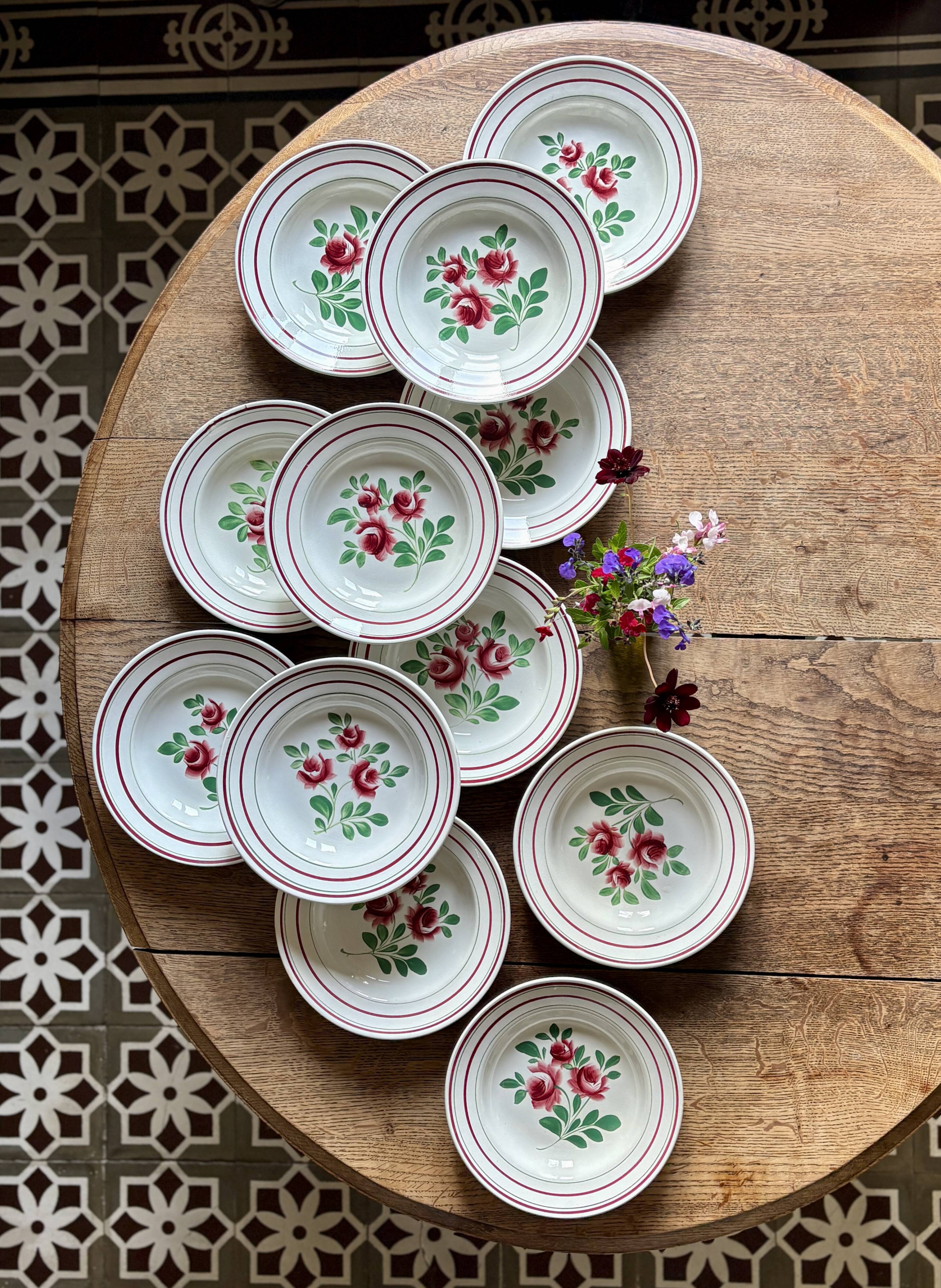 Set of 12 vintage soup plates - Les Roses -