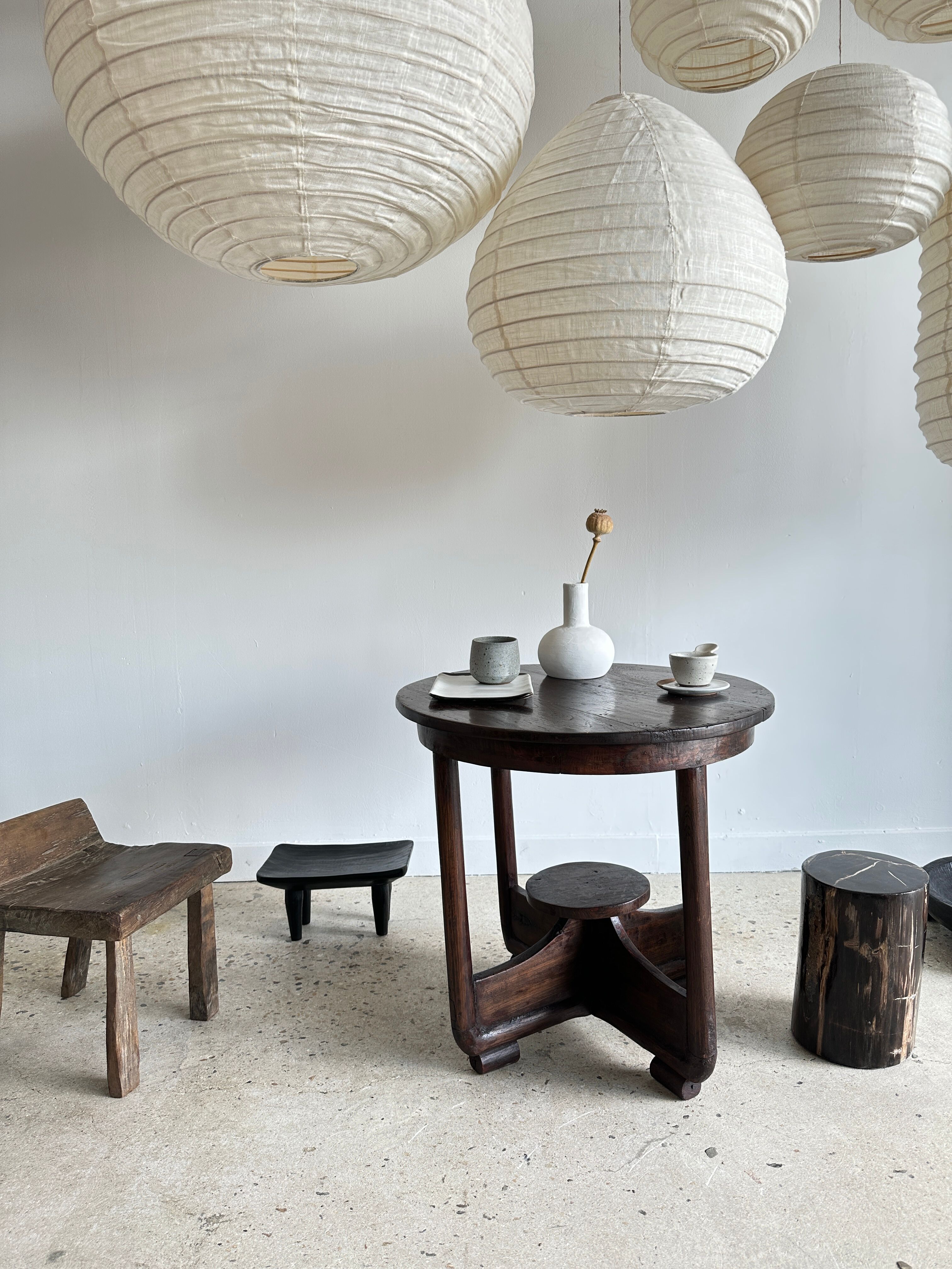 Suspension in rattan and natural japanese linen in the shape of a drop