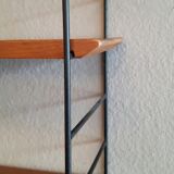 String tomado shelf