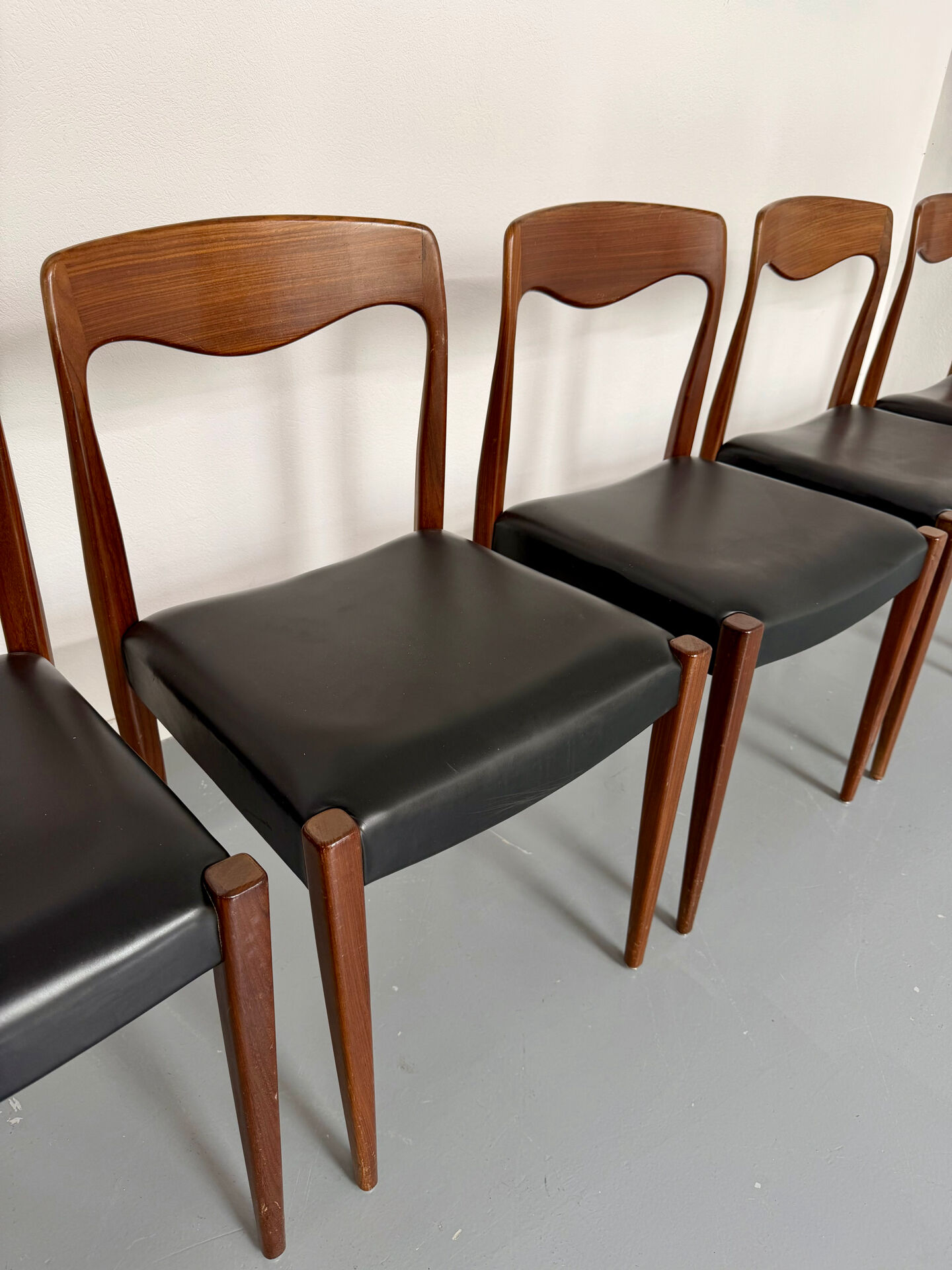 Lot of 6 chairs model 71 Scandinavian design Niels Otto Møller teak an60
