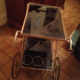 Serving table