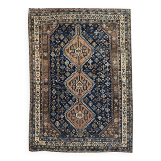 Tapis iranien shiraz gashgaï -dimensions : 2.80 x 1.98 mètres -qualité : laine -origine : iran