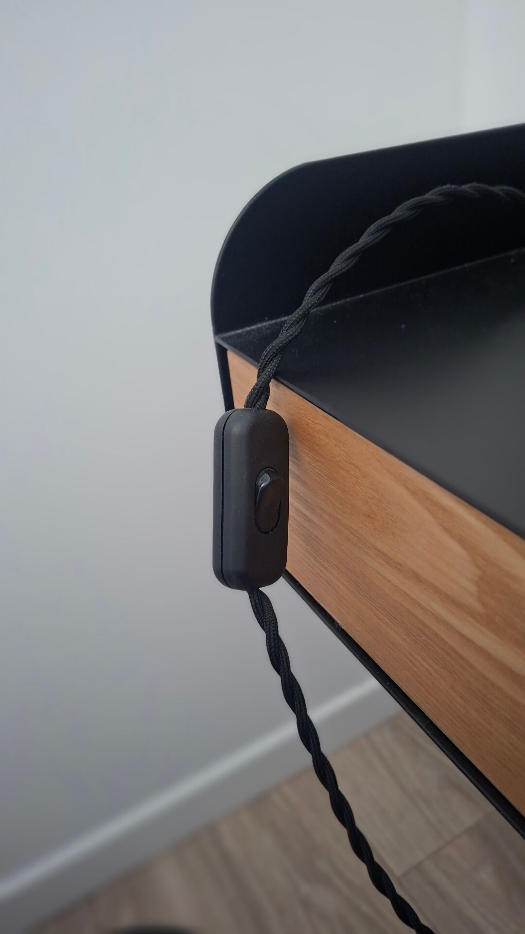Accolay lamp with shade