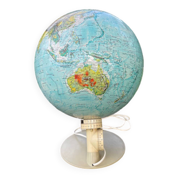 Earth globe scan globe