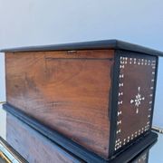 Oriental chest with marquetry and mother-of-pearl, antique.