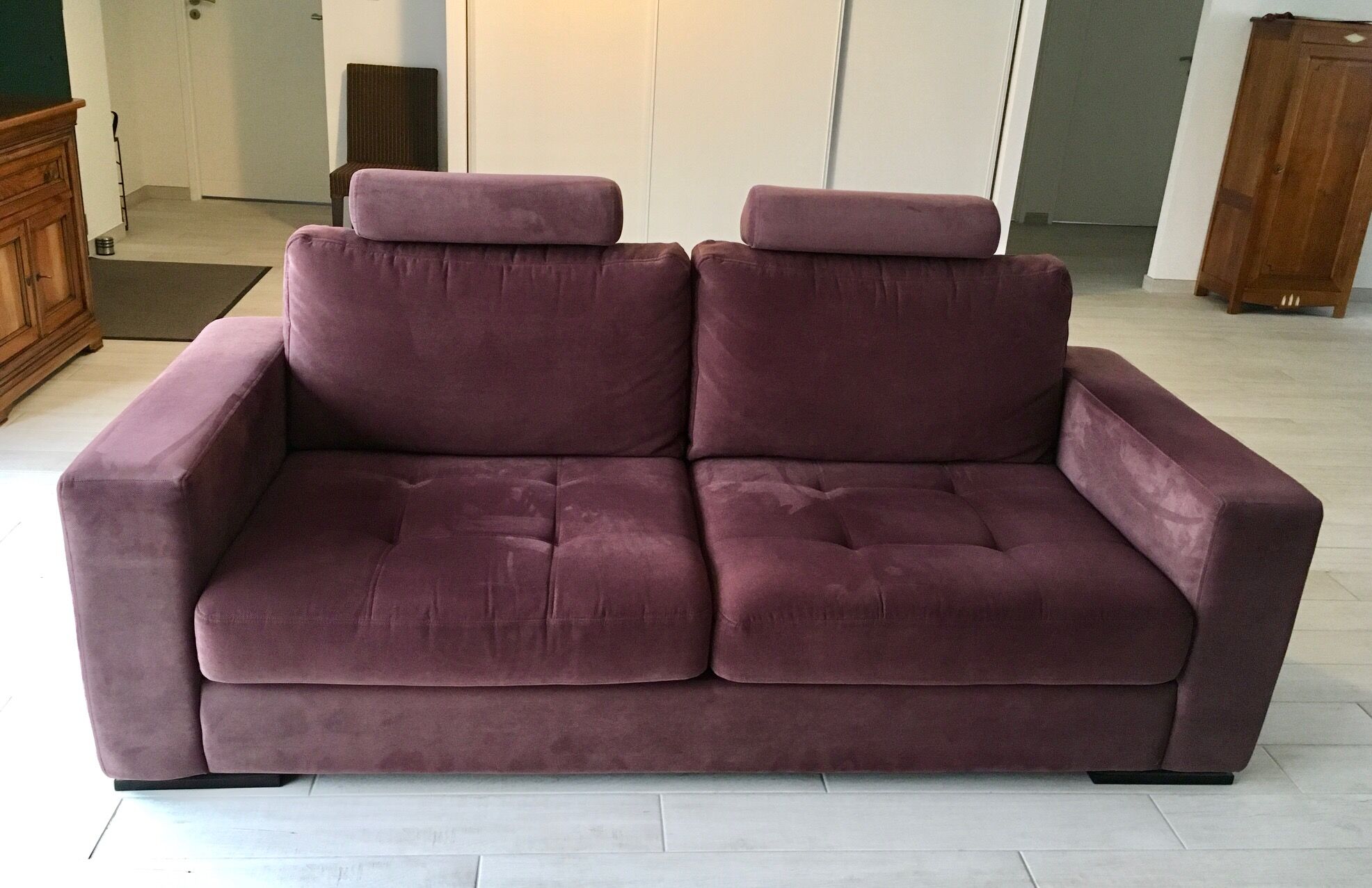 Canapé 3 places en velours "prune" Fabrice Mobilier