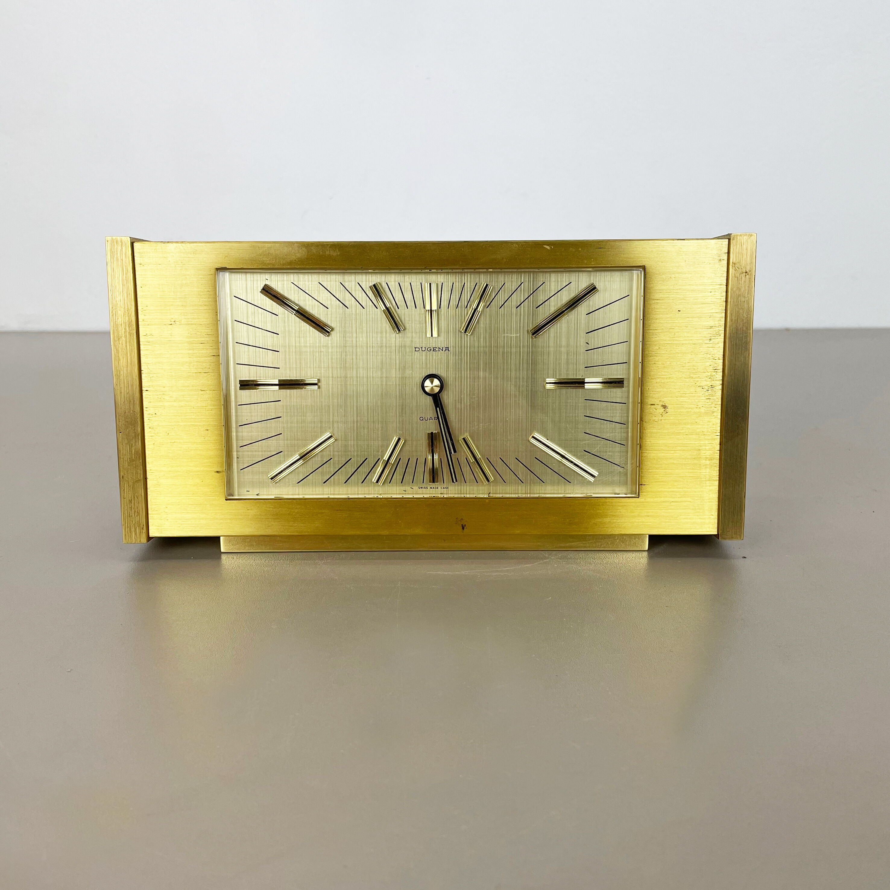 Vintage 1960s solid brass table clock Hollywood Regency Dugena, Switzerland
