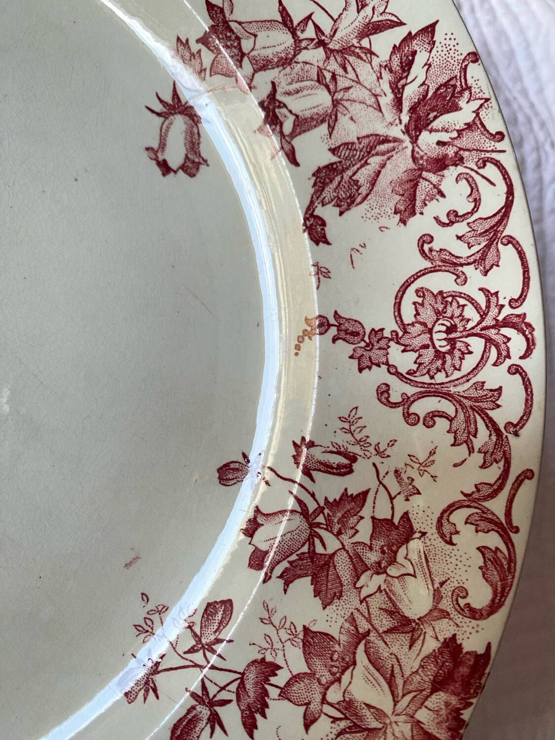 Saint Armand serving dish