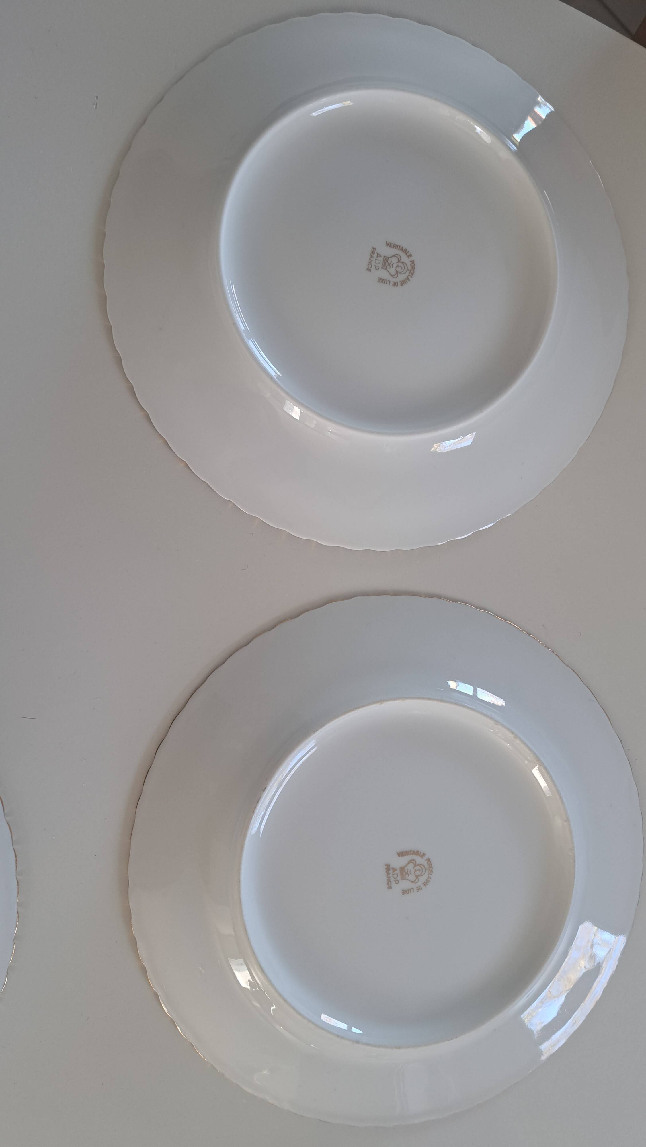 Set of 8 Limoges porcelain plates ADP ROYAL.