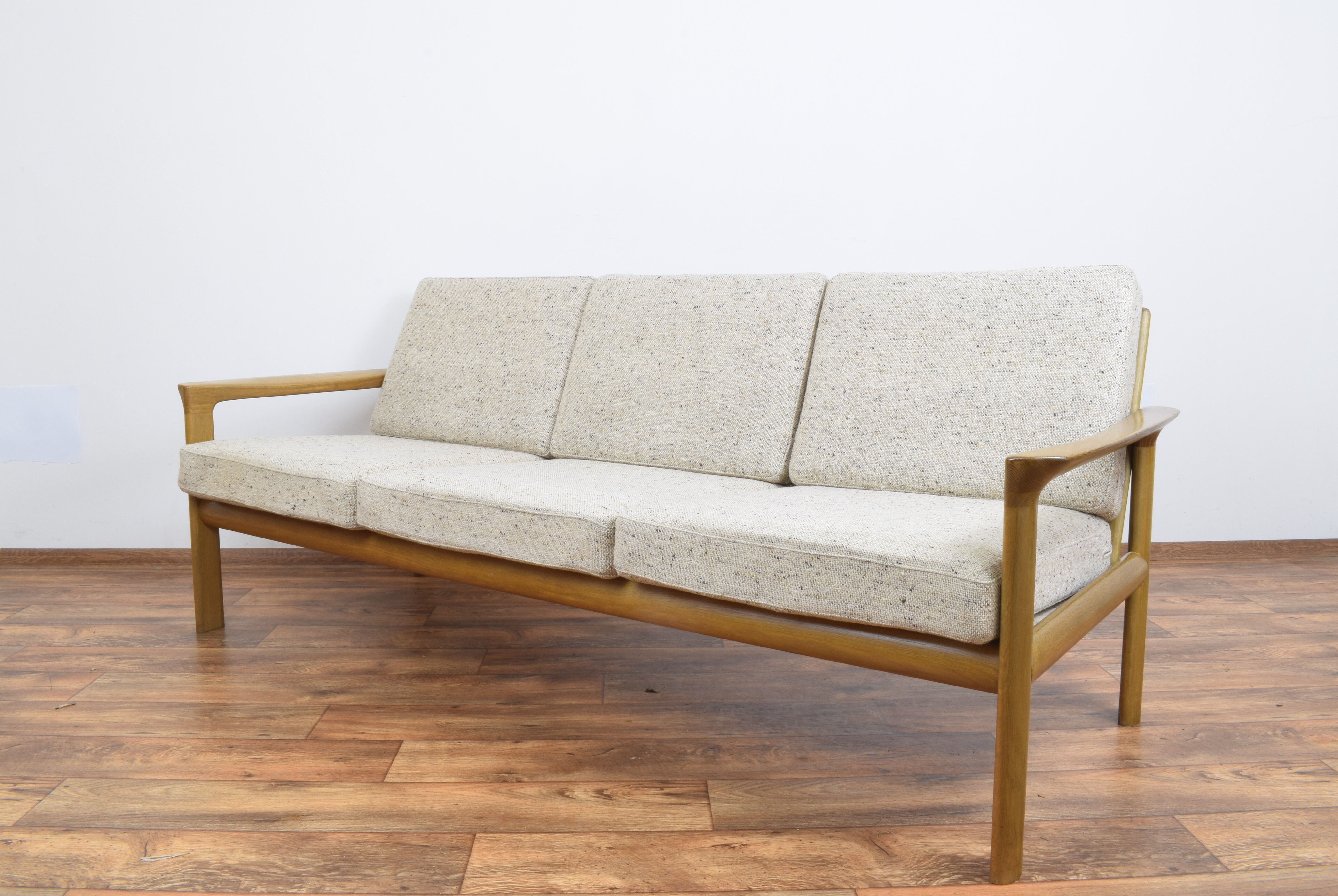 Danish sofa by Sven Ellekaer for Komfort, 1960