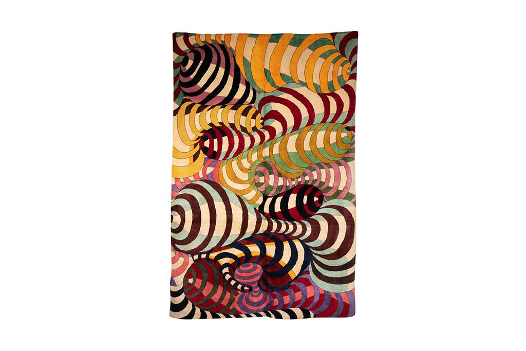 Tapisserie à motifs de	spirales	et	en	laine. Travail	contemporain