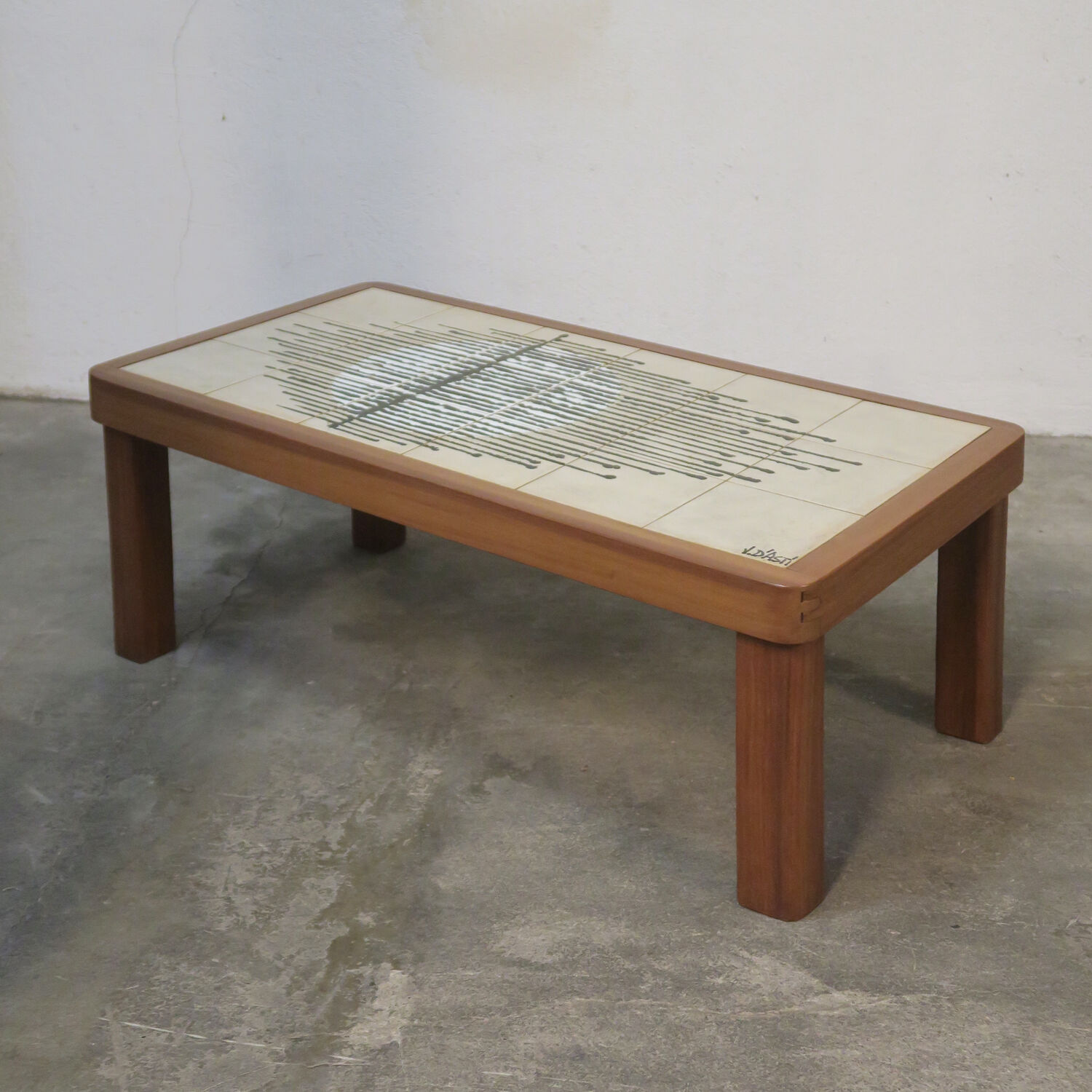 Jean d'Asti ceramic table
