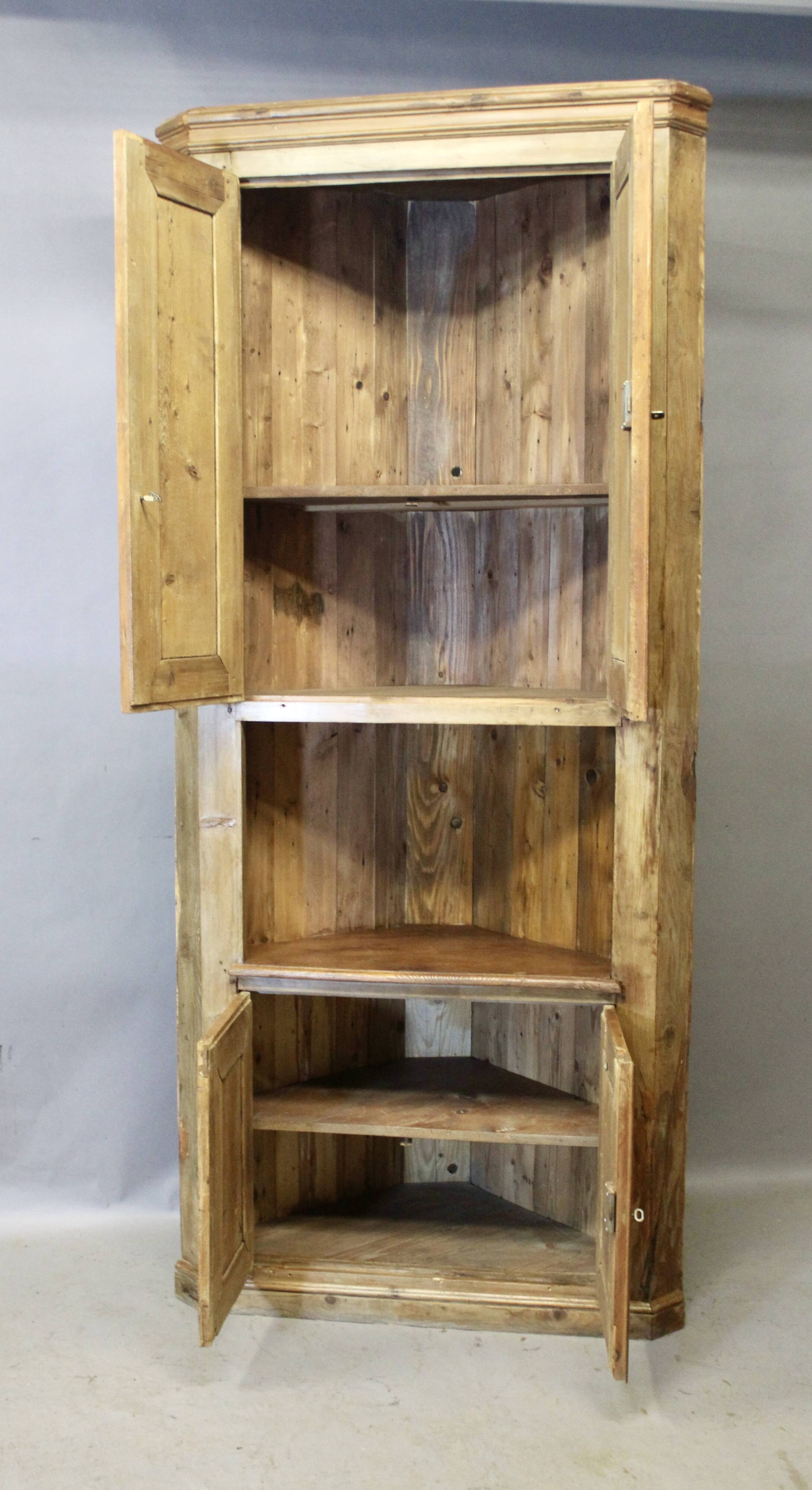 Large corner cabinet with 4 doors