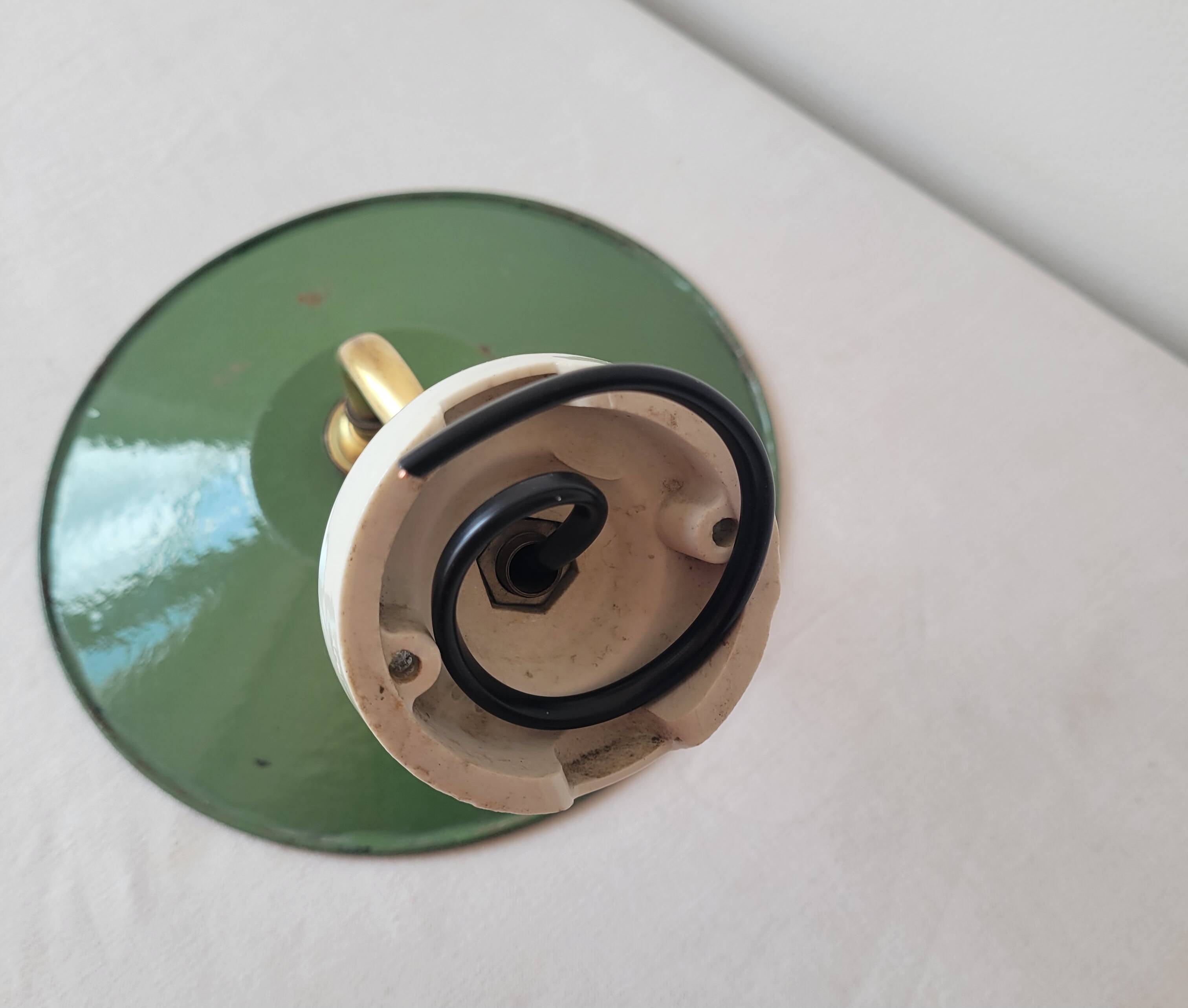 Swan neck wall light in enameled sheet metal