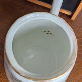 Paris porcelain pourer, Vermont Brothers of the nineteenth century