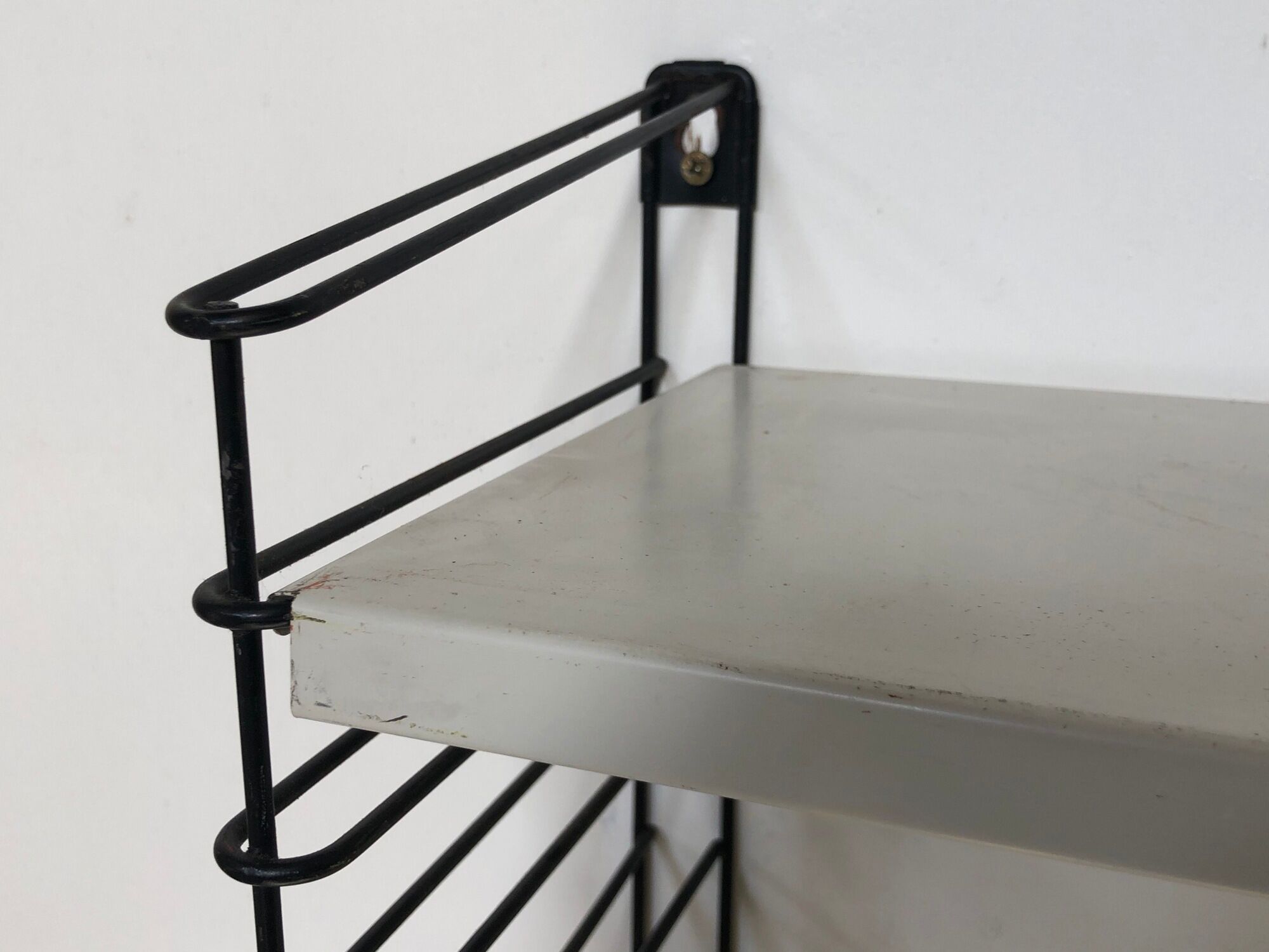 Vintage D. Dekker for Tomado Holland - Wall shelf with metal shelves