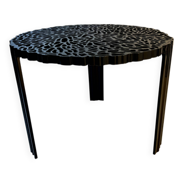 Table basse T-Table par Kartell noire design Patricia Urquiola
